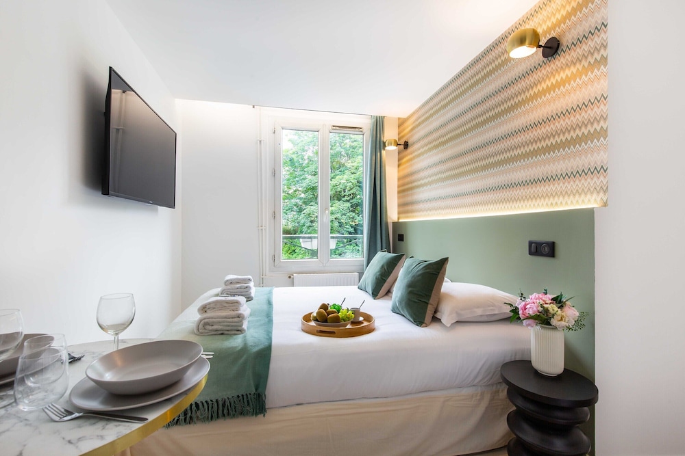 Pleasant Studio 2P Beaugrenelle eiffel Tower - last minute hotel in Paris