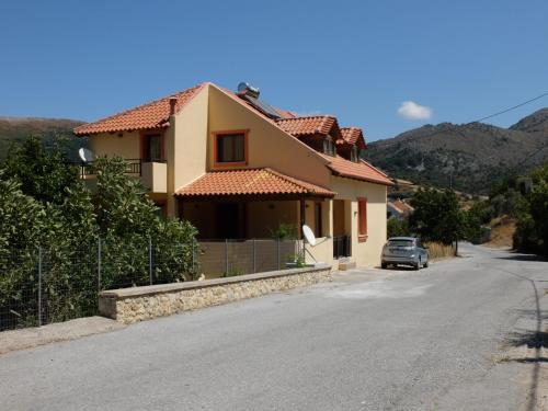 Marika's House — 4-Star Luxury Hotel in Rethymno, Greece