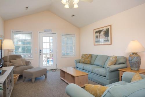 No Worries by Oak Island Accommodations - photo 18