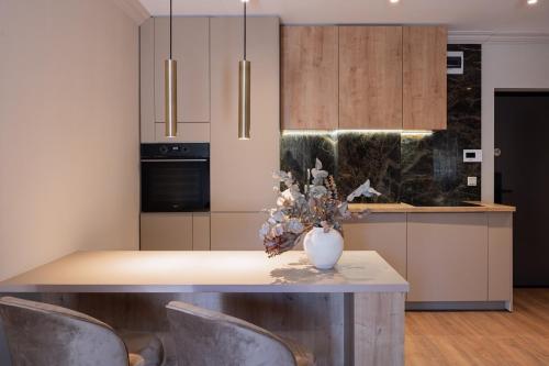 Opera Apartments — 4-Star Luxury Hotel in Cluj-Napoca, Romania