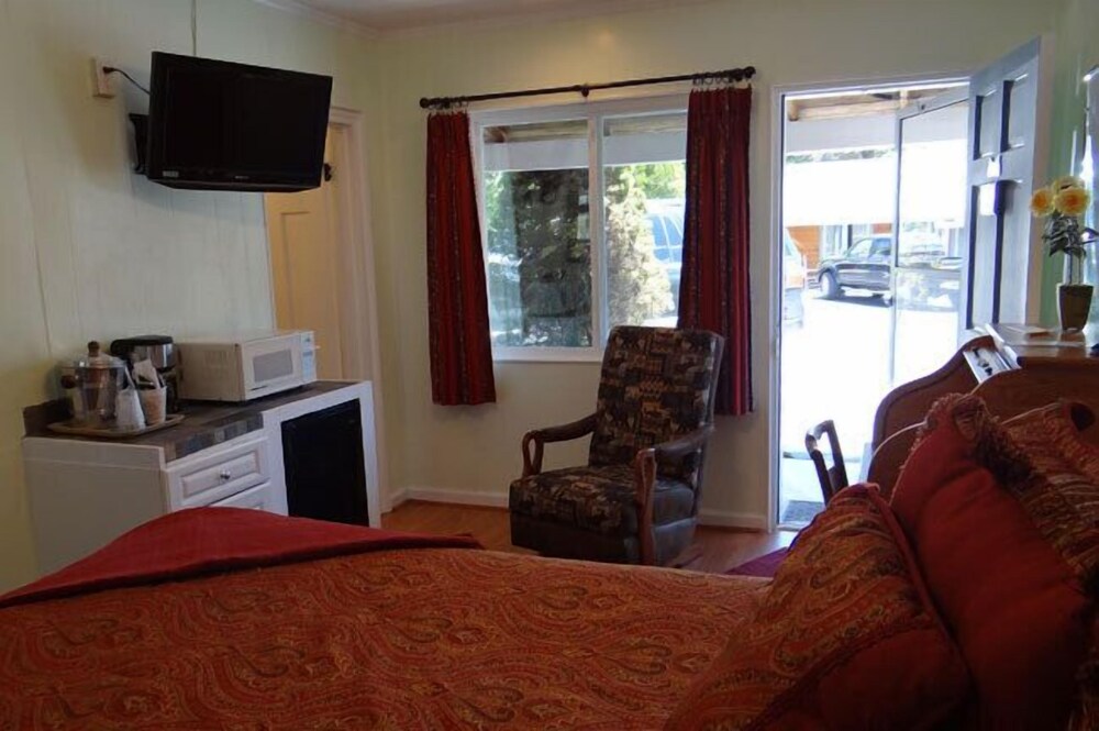 The Homestead Inn - photo 15