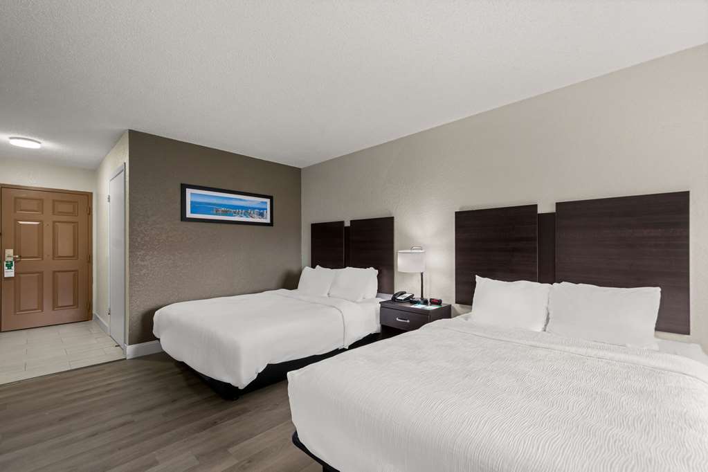Quality Inn Near Serenoa Golf Club - photo 33
