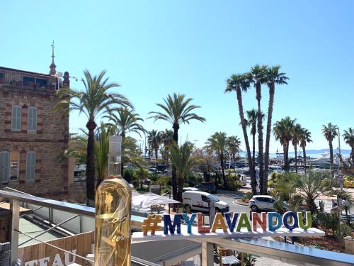 T2 Vue Mer in Le Lavandou, France