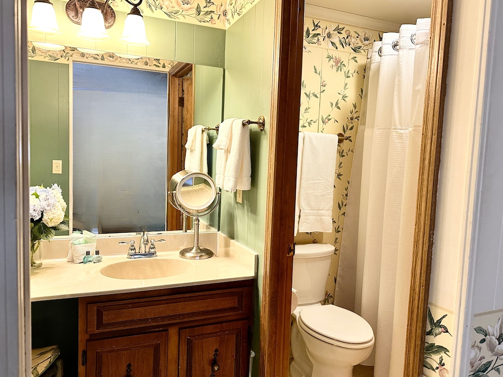 Azalea Garden Inn - photo 28