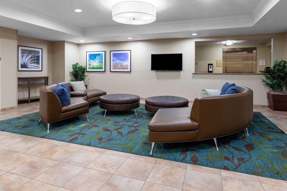 Candlewood Suites Kalamazoo Se by IHG - photo 29