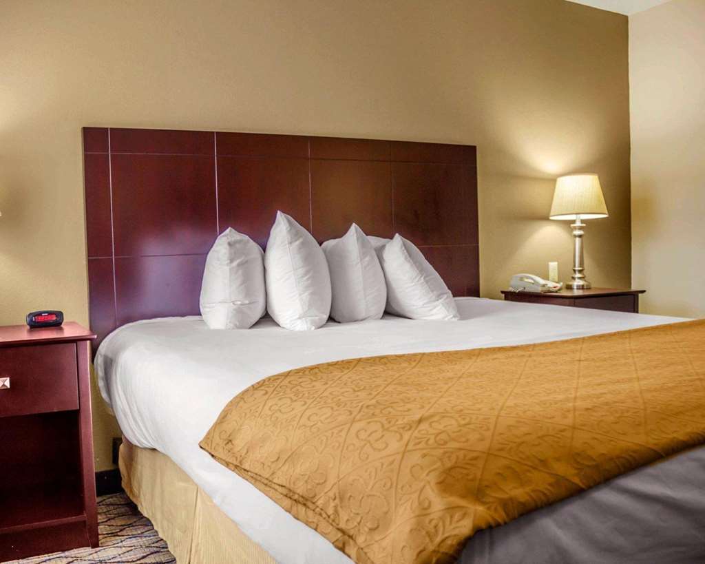 Quality Inn Waterbury East - photo 29