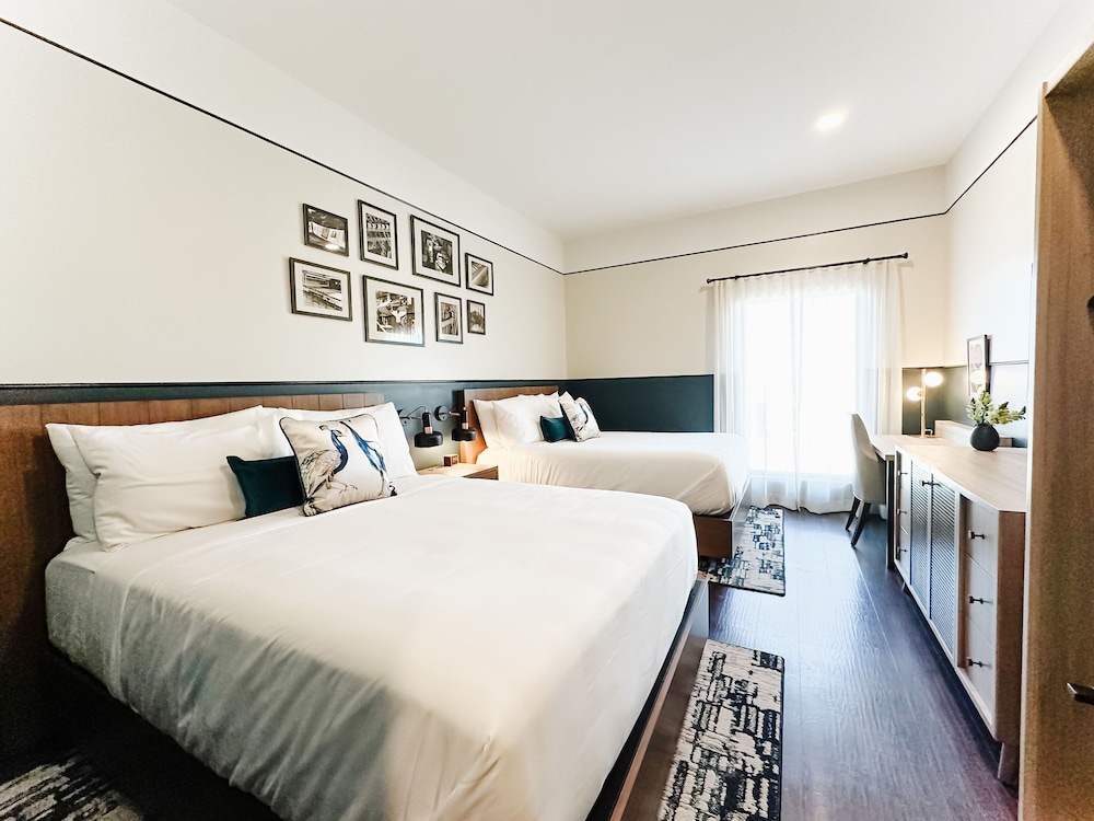 The Carpentry Hotel - photo 6
