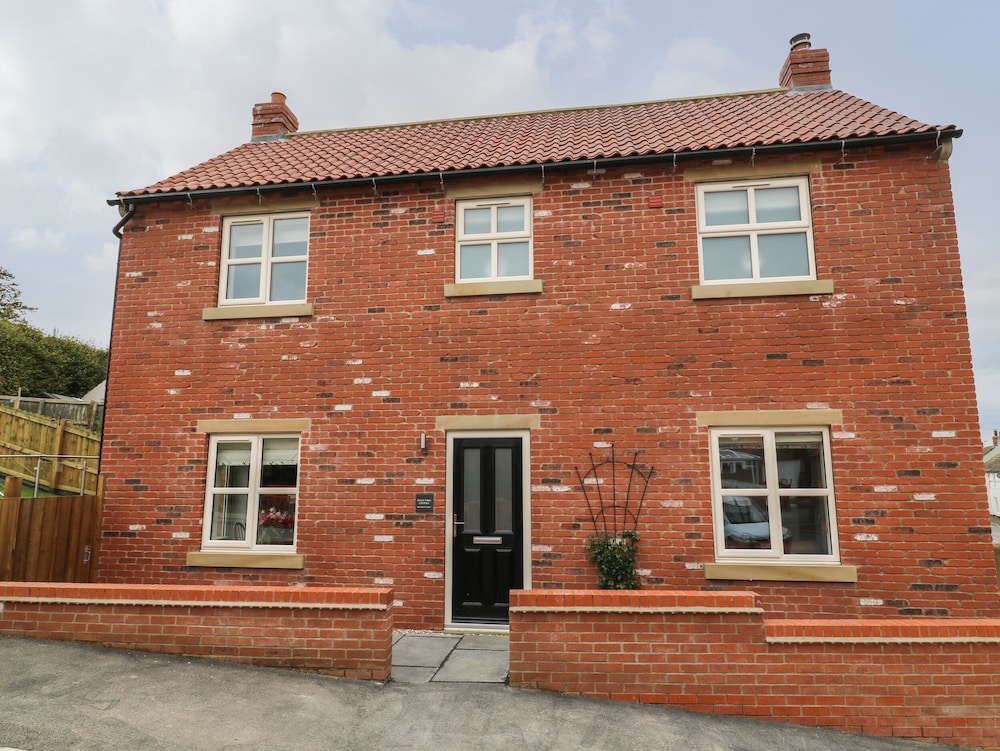 Holly Farm Cottage — 4-Star Luxury Hotel in Bridlington, United Kingdom