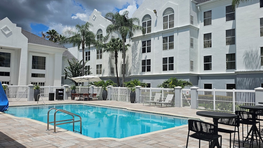 Montreal Suites Orlando By Ihg - photo 23