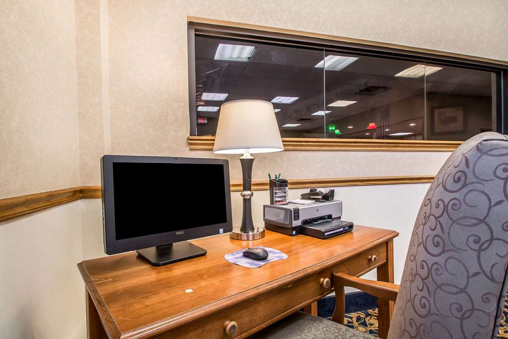 Quality Inn Morris I 80 - photo 25