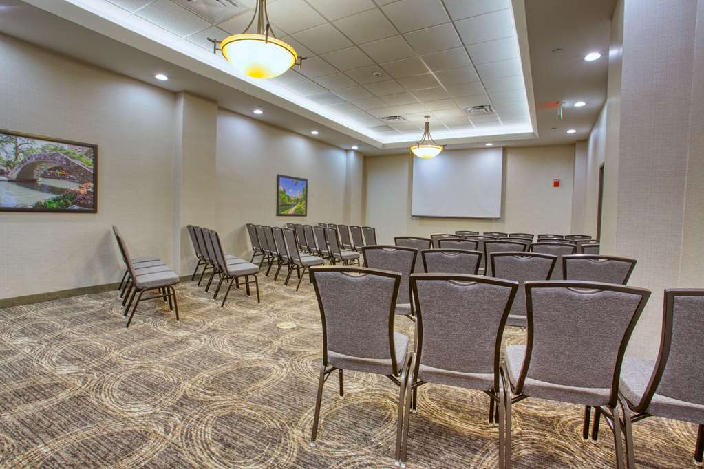 Drury Inn & Suites Near La Cantera Parkway - photo 57