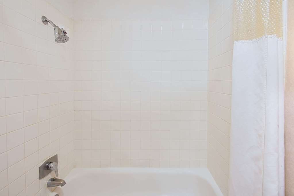 Ramada by Wyndham Flagstaff East - photo 9