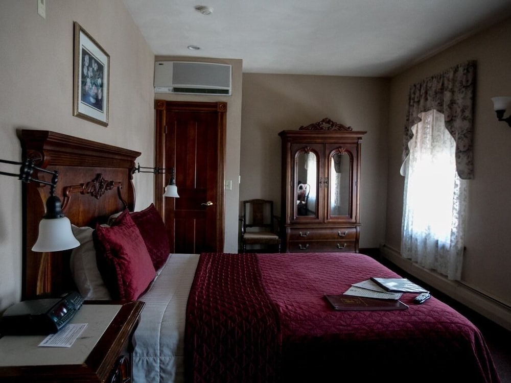 Hotel Ruby Marie - photo 10