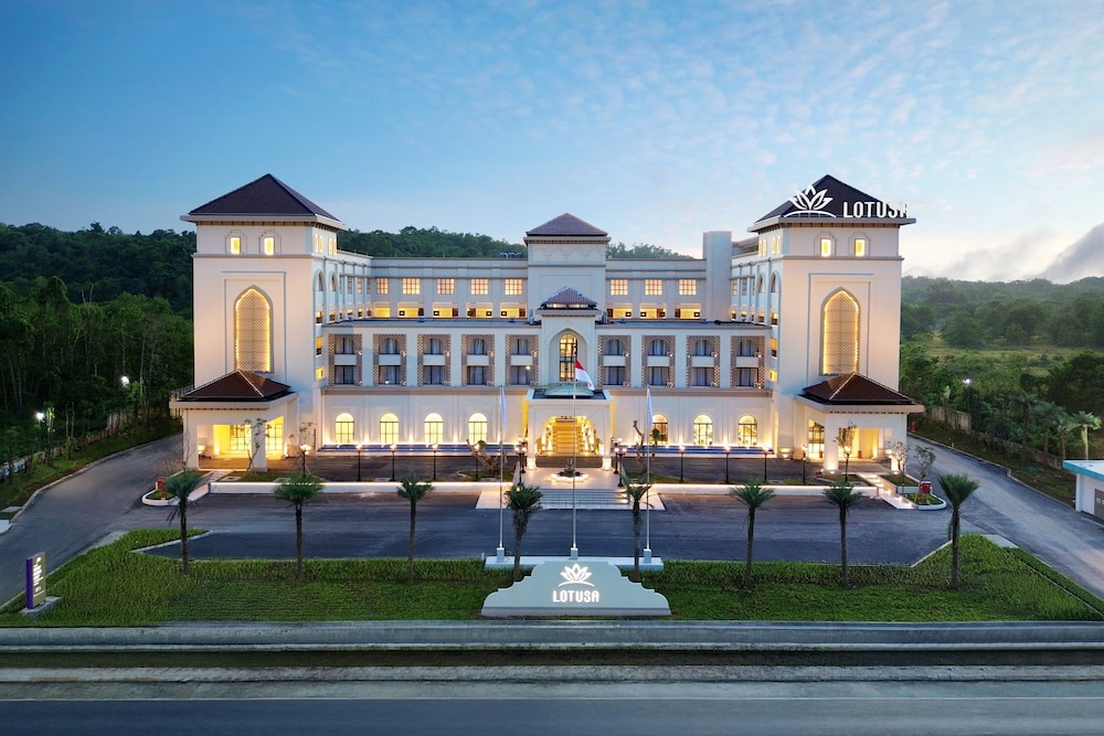 Lotusa Batulicin by Swiss Belhotel — hotel in Simpang Empat