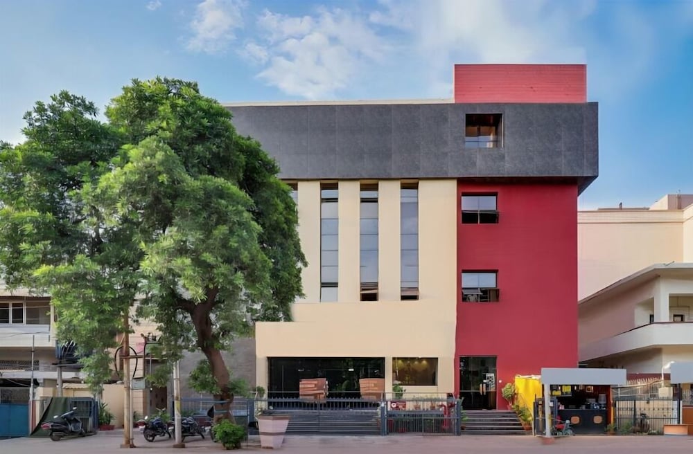 Hotel Bhagyaraj Palace Best Hotel In Kanpur in Kanpur, India