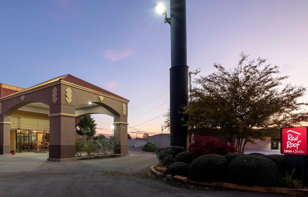 Red Roof Inn & Suites Oxford - photo 2