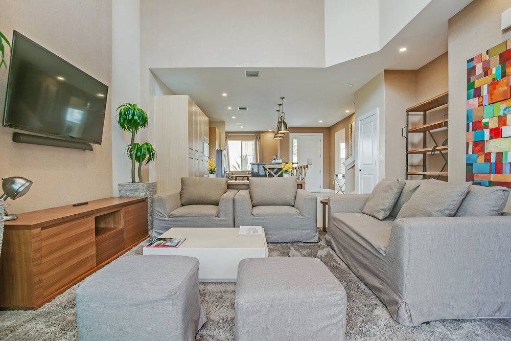 Modern Magic Village Resort Townhome - photo 5