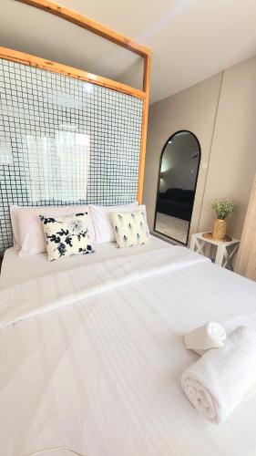 Peache house