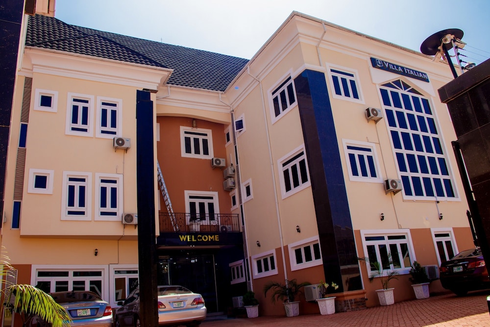 Villa Italian Hotels in Enugu, Nigeria