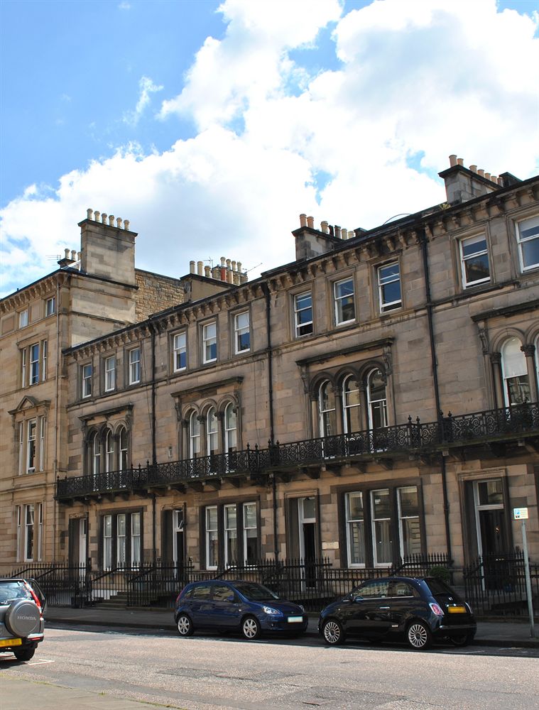 Dreamhouse Edinburgh — 4-Star Luxury Hotel in West End, United Kingdom