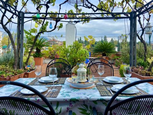 Il Giardino Sospeso di Anna — 4-Star Luxury Hotel in Florence, Italy