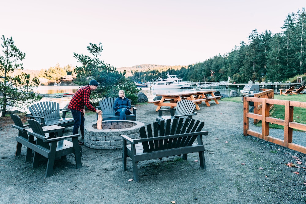 Snug Harbor Resort - photo 28