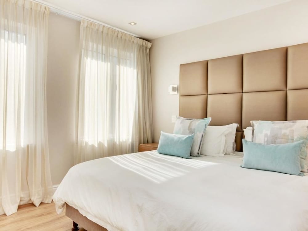 Marella — 4-Star Luxury Hotel in Cape Town, South Africa