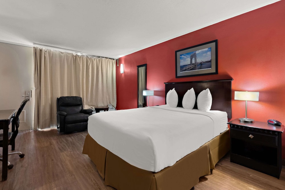 Quality Inn Wayne - photo 6