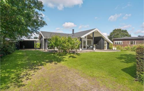 Stunning Home In Børkop — 4-Star Luxury Hotel in Borkop, Denmark