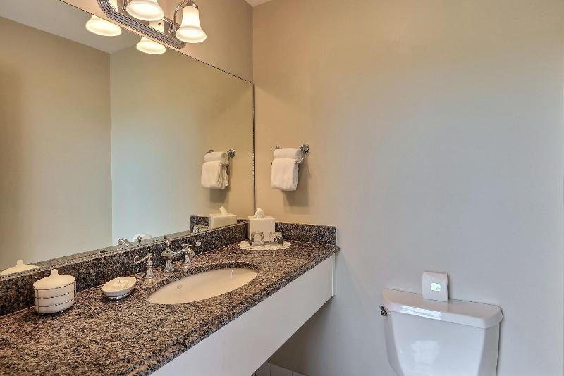 The Presidents Quarters Inn - photo 111
