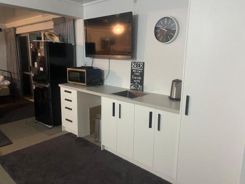 6 bedrooms Close to rowing Velodrome field days in Cambridge, New Zealand