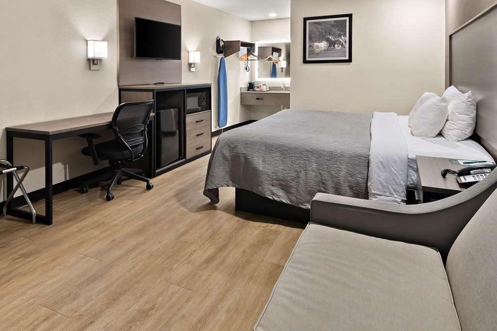 Quality Inn & Suites Weatherford - photo 28