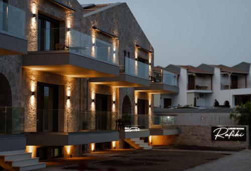 Rafiki Rooms in Periyiali, Greece