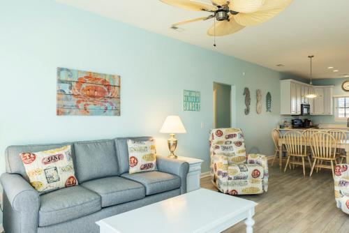 The Surf Shack by Oak Island Accommodations - photo 41