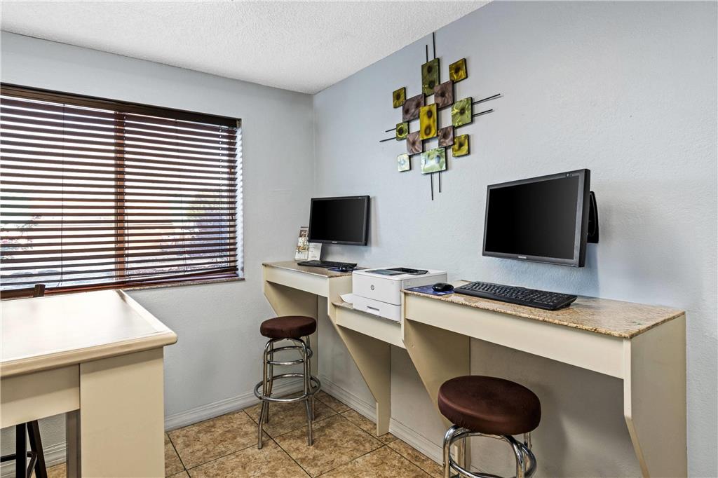 Super 8 by Wyndham Independence Kansas City - photo 26