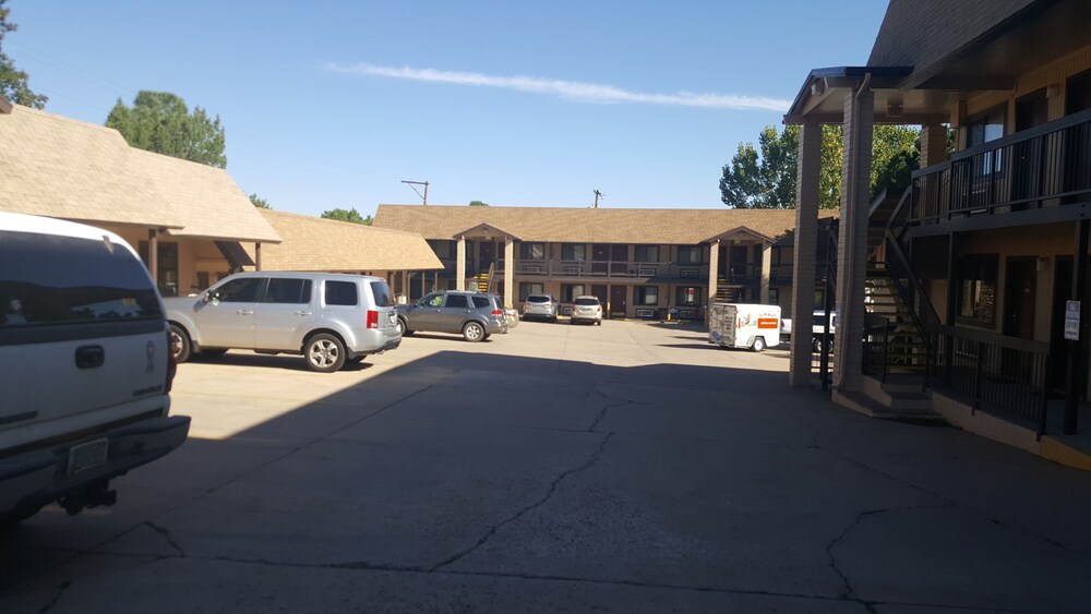 Kc Motel - photo 27