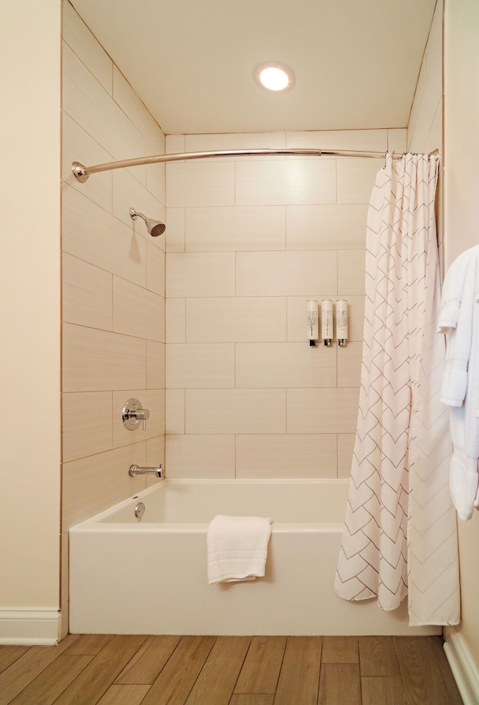 The Guesthouse Hotel - photo 36