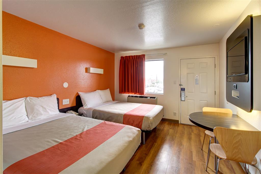 Motel 6 Amherst OH Cleveland West Lorain - photo 19