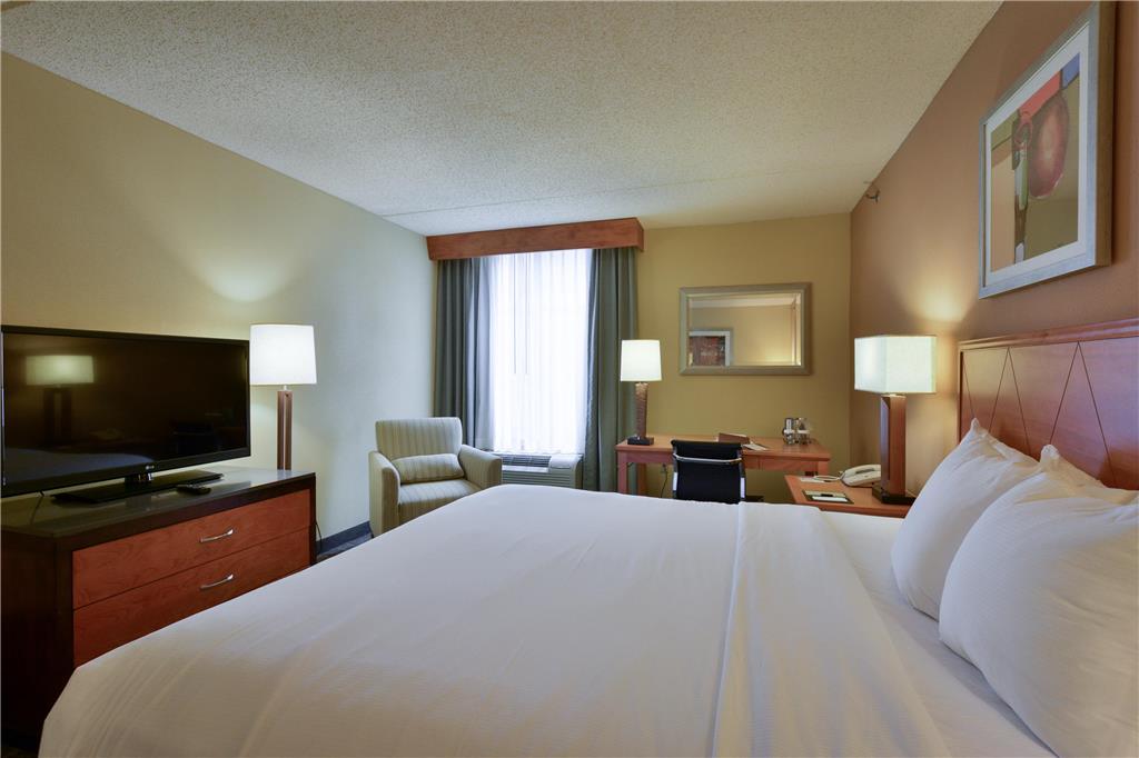 Wyndham Columbus - photo 25