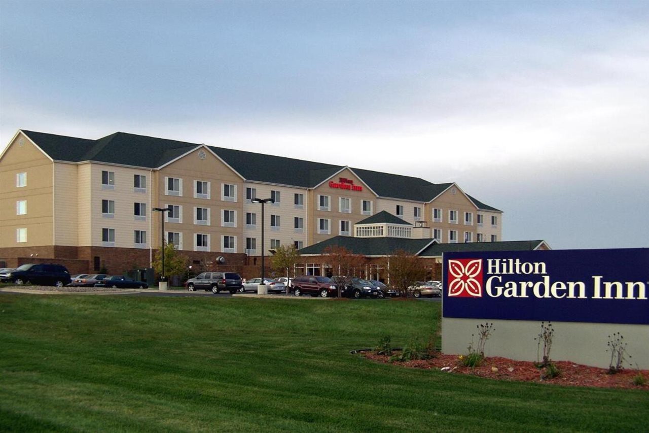 Hilton Garden Inn St.Paul Oakdale - photo 2