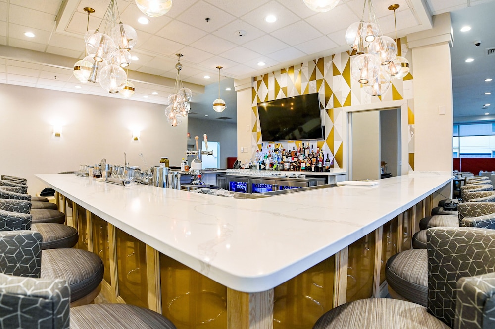 Sheraton Richmond Airport Hotel - photo 24
