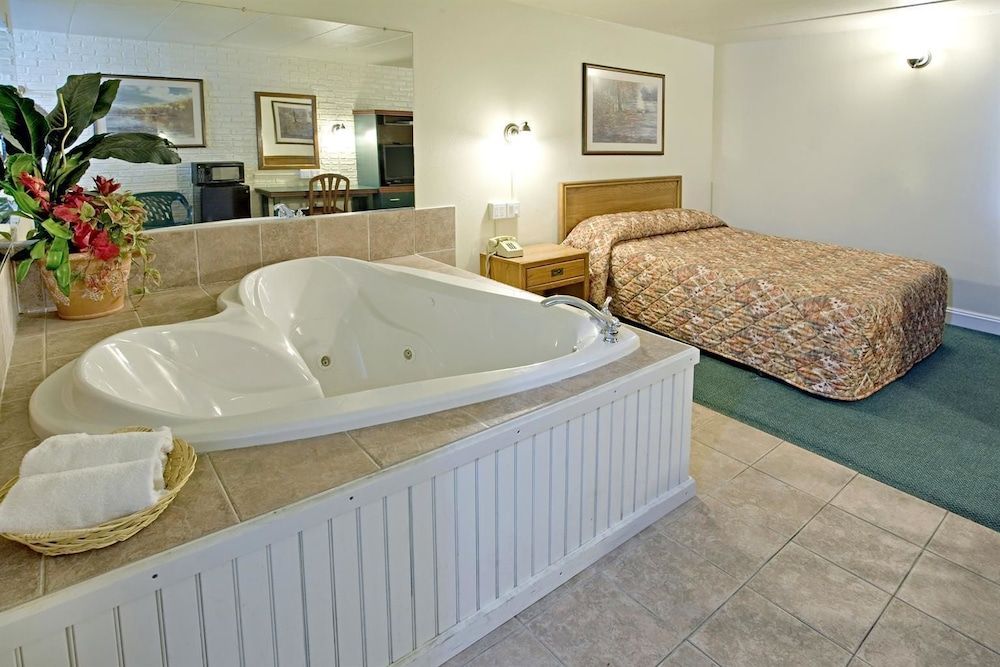 Cambridge Inn - photo 15