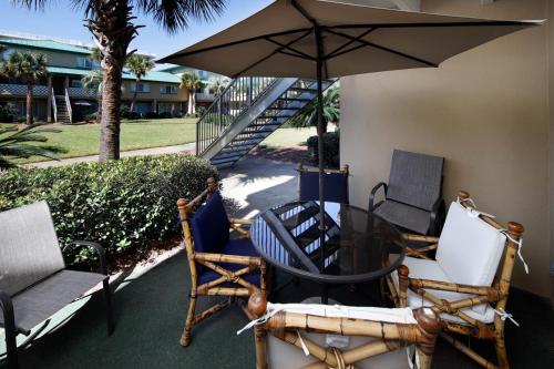 Seaspray Condos 104A — 4-Star Luxury Hotel in Fort Walton Beach, United States