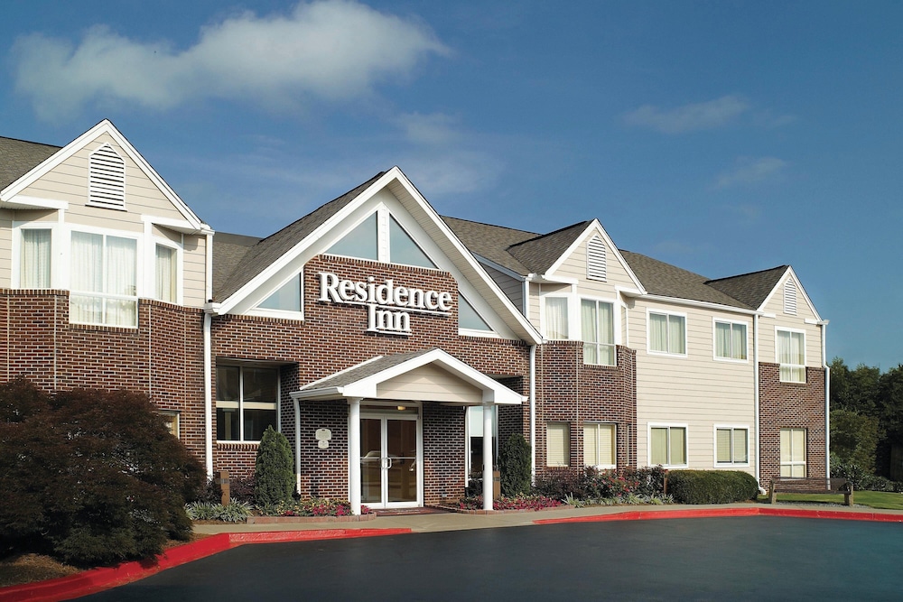 Residence Inn by Marriott Atlanta Airport North Virginia Ave - photo 31