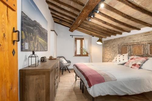 Casa Vesta — 4-Star Luxury Hotel in San Gimignano, Italy