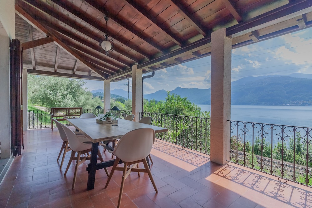 Villa Bianca Lierna — 4-Star Luxury Hotel in Varenna, Italy