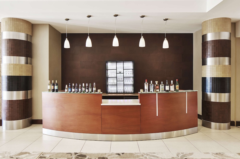 Embassy Suites by Hilton Alexandria Old Town - photo 50