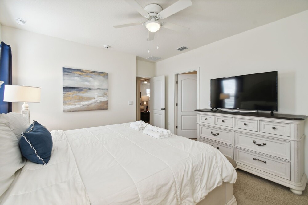 7704oml solterra Resort 7 Bedroom Home by RedAwning - photo 10