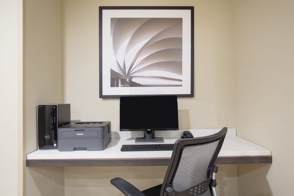Candlewood Suites Longmont Boulder Area by IHG - photo 25