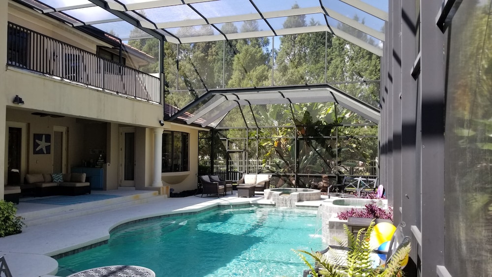 Mansion Getaway Sleeps 24 - photo 14